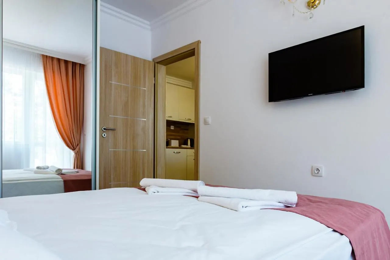 Sweet Homes 6 Apartments Sunny Beach